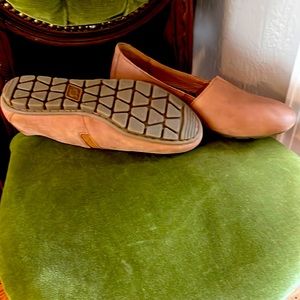 Born Sebra shoes size 9. In like new condition